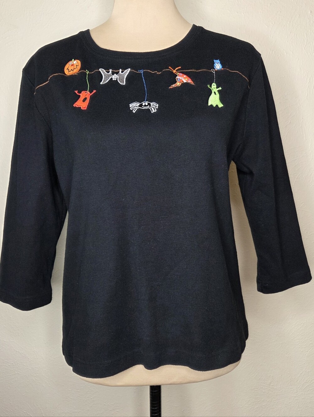 Vintage Halloween Embroidered Black Knit Top Medium Ghost Pumpkin Spider Owl